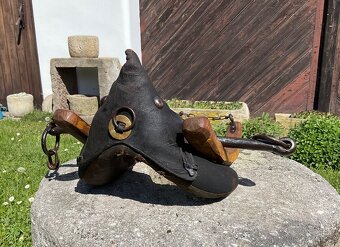 Starožitný chomout po renovaci - 8