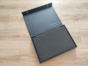 KAZETA NA MINCE 36 x 25 x 5 cm + 4 pláta, použitá - 8