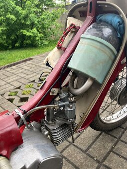 Jawa pionýr - 8
