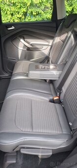 Prodám Ford Kuga Titanium 1.5 EcoBoost 150k man (2019) - 8