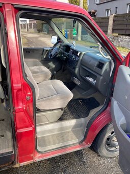 VW Transporter T4 2,5D - 8