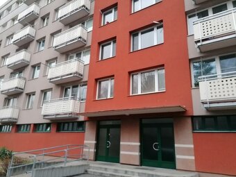 Byt 1+kk  po rekonstrukci v ulici Okrajová - 8