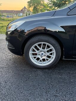 Ford Focus MK2 1.6 Duratec - 8