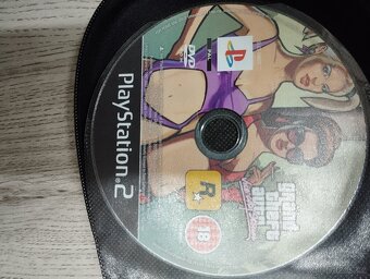 Playstation 2, hry, vybavení - 8
