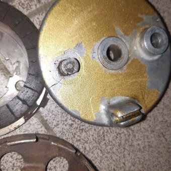 Stadion-díly válec atd - 8