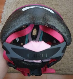 Dětská helma na kolo zn. Giro - 8
