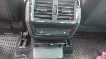 Škoda karoq scout 2.0 tdi 140kw DSG7 4x4 - 8