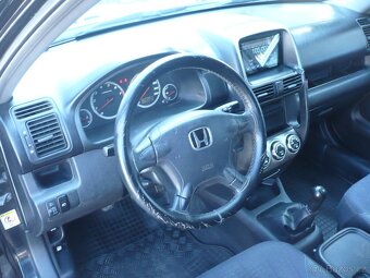 Honda CR-V 2.0 i 110 kW - 8