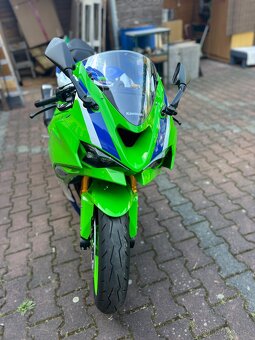 Kawasaki Zx6r limitovaná edice 40 let ninja - 8