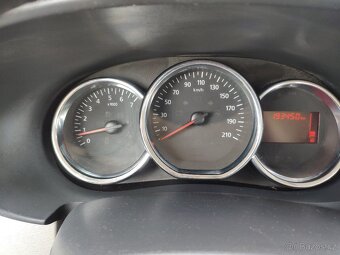 Dacia Lodgy 1.5 dCi Laureate - 8