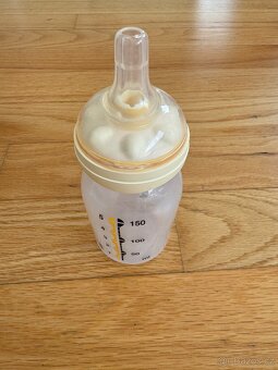 Medela Solo Elektrická Odsávačka + Calma System - 8