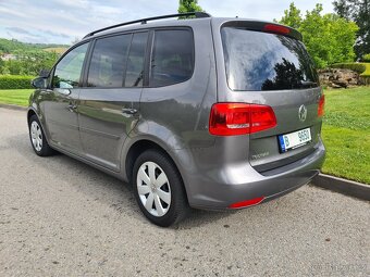 VOLKSWAGEN TOURAN 1,6 TDI 77KW 7-MÍST - 8