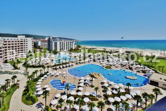 velmi prostorné a plně zařízené studio (1+kk, 50 m²) s balko - 8