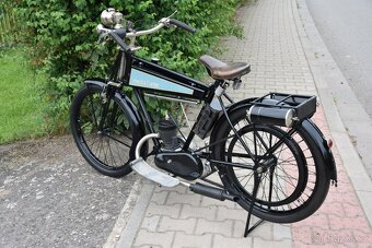 Krásný řemenáč - více než 100 let starý - 8