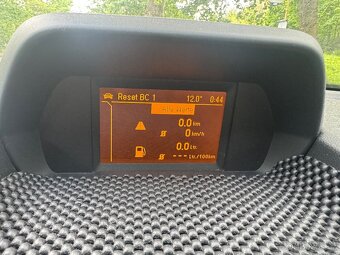 OPEL MERIVA 1.4i - 8