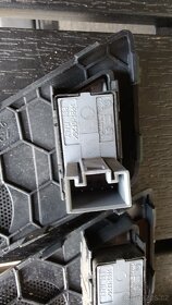 Škoda Octavia 2 - náhradní díly - 8