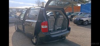 Kia Carnival 2.9crdi - 8