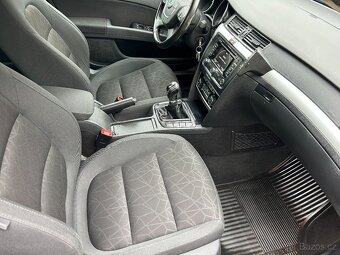 Škoda Superb 2.0 TDi 103kW,r.v.2012,195tkm,pravid.servis - - 8