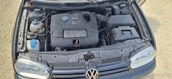 VW Golf IV - 8