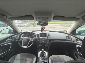 Opel Insignia - 8