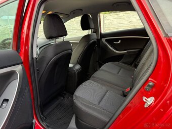 HYUNDAI I30 1.6 CRDI 81 KW ČR KLIMA SENZORY PO SERVISU - 8