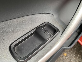 Ford Fiesta 1.2i , 60 kW benzín, 2009 - 8
