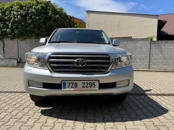 TOYOTA LAND CRUISER 4,5 D L200 TOP STAV - 8