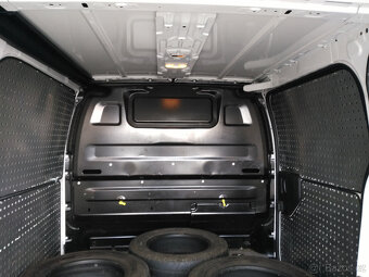 Peugeot Expert 2.0 HDI /90 kW/ - 8