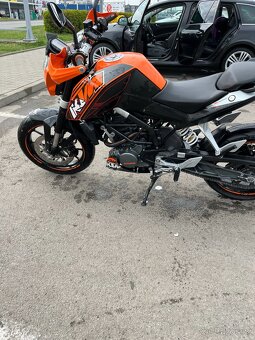 KTM DUKE 125 - 8