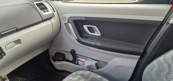 Skoda Roomster 1.9TDI r.v. 2007 - 8