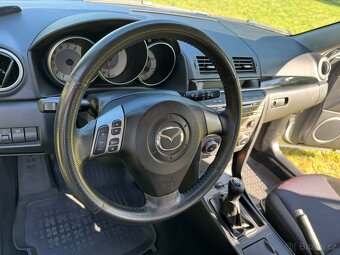 Mazda 3 - 8