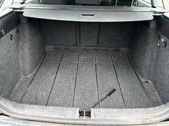 Škoda Octavia II 2.0TDi, r.2005, rozvody, klima - 8