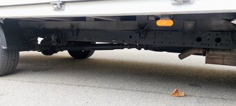 Iveco daily valník s plachtou a čelem - 8