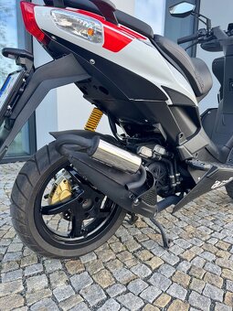 Skútr aprilia sr 50 - 8
