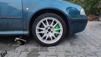 Brzdový kit Brembo 4píst - 8
