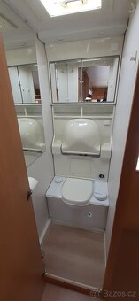 Karavan Chateau 400, mover - 8