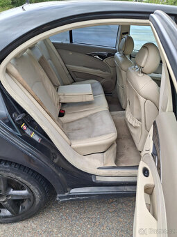 Prodám Mercedes Benz W211 sedan 220cdi rok výroby 2003 - 8