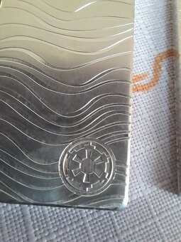 Stříbrné slitky Star Wars Mandalorian Beskar Bar 1 oz (2021) - 8