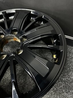 Alu Isuzu 6x139,7 18” et33 - 8