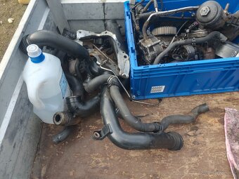 Motor 1.9tdi 77kw BXE díly - 8