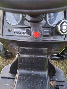 Dětský elektrický traktor - 8