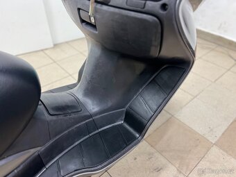 SUZUKI BURGMAN 200 - 8