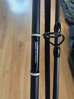 Rybářské pruty / rybářská výbava - 8