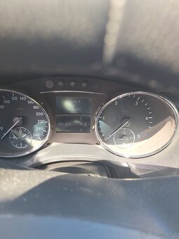 Mercedes w251 - 8