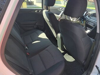 Kia Ceed 1.6 crdi,85kw,r.v.2021,77000km,dph. - 8