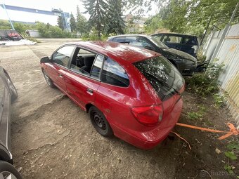 Rio Kia 1.5 benzínové motor 2003 - 8