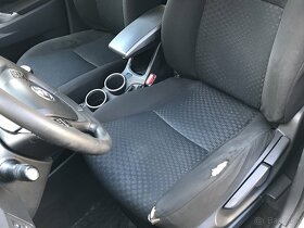 Prodám Toyota Verso - 2.0 Diesel 93 Kw - 8