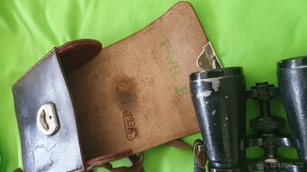 Starý dalekohled 6x40 s pouzdrem a Stará hračka - dělo na ka - 8