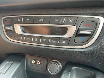 Renault Scenic 2011 1.5 k9k - 8