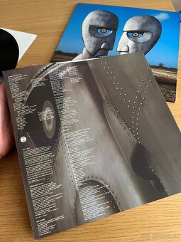 Pink Floyd - The Division Bell - 8